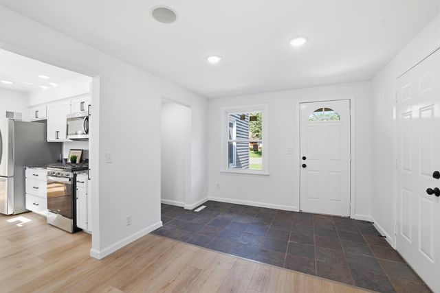 7438 Clinton Avenue, Richfield, MN 55423