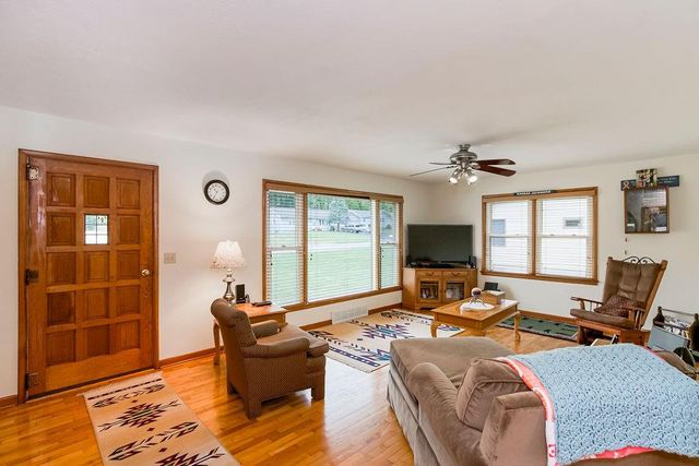 911 Limit Street, Leavenworth, KS 66048