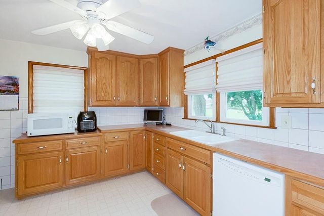 911 Limit Street, Leavenworth, KS 66048