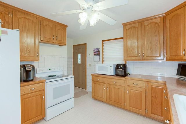 911 Limit Street, Leavenworth, KS 66048