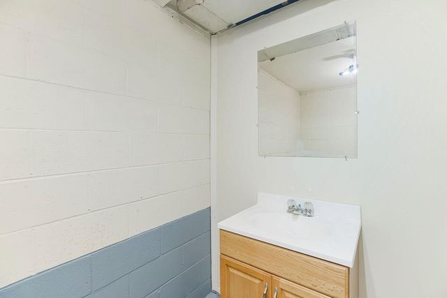 911 Limit Street, Leavenworth, KS 66048