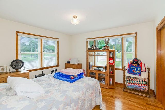 911 Limit Street, Leavenworth, KS 66048