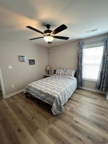 150 Long Pines Circle, East Dublin, GA 31027