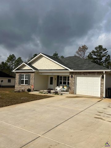 150 Long Pines Circle, East Dublin, GA 31027