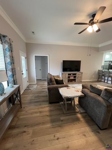 150 Long Pines Circle, East Dublin, GA 31027