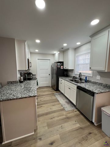 150 Long Pines Circle, East Dublin, GA 31027