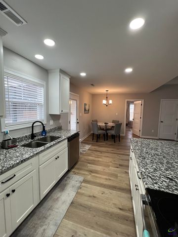 150 Long Pines Circle, East Dublin, GA 31027