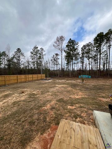 150 Long Pines Circle, East Dublin, GA 31027