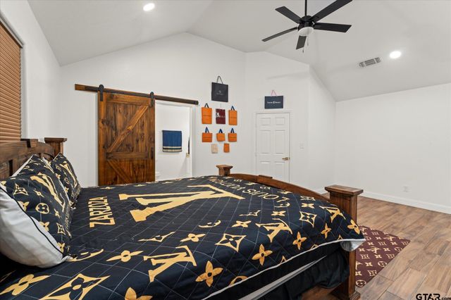 70 Prosperity Dr, Pittsburg, TX 75686