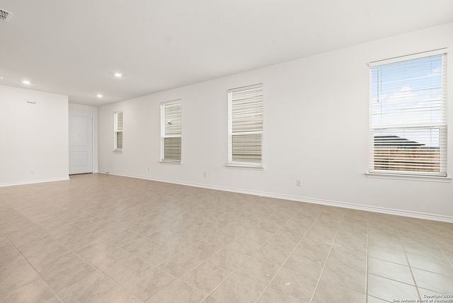 246 West Flowing River Dr, Boerne, TX 78006