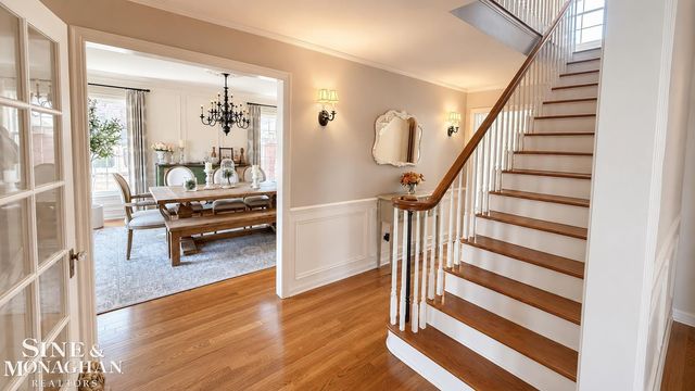 1043 Whittier Road, Grosse Pointe Park, MI 48230