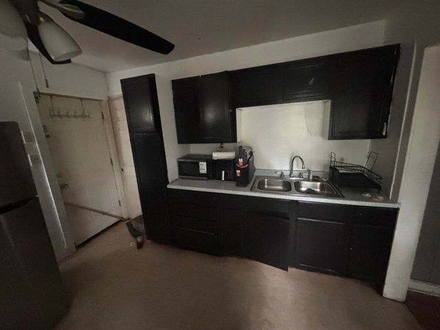 4242 Maryland Street, Gary, IN 46409