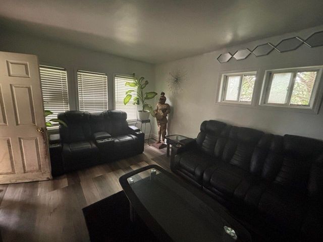4242 Maryland Street, Gary, IN 46409