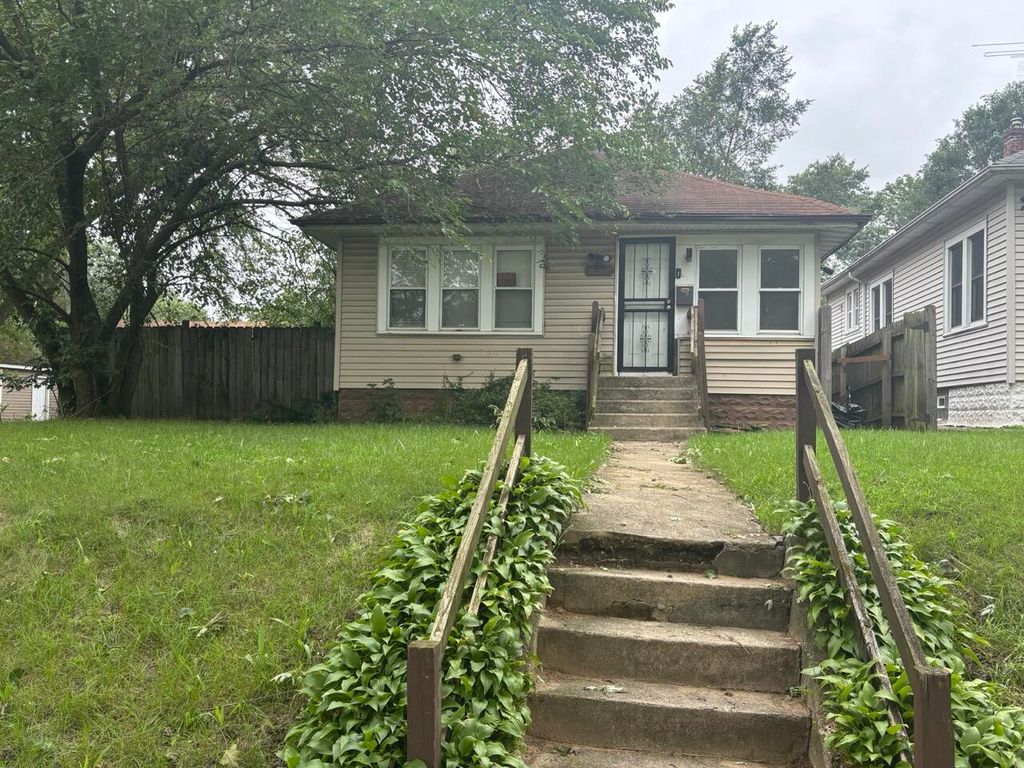 4242 Maryland Street, Gary, IN 46409