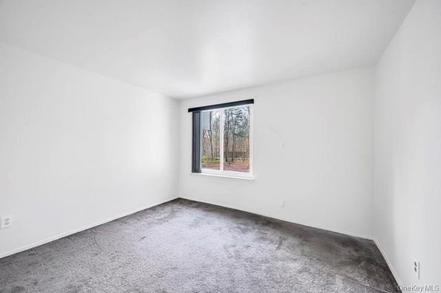 207 Skyline Drive, Coram, NY 11727