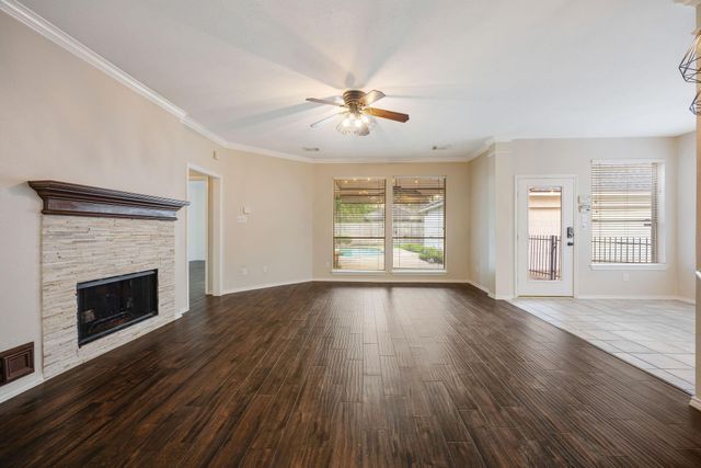 13911 Cypresswood Crossing Boulevard, Houston, TX 77070