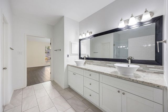 13911 Cypresswood Crossing Boulevard, Houston, TX 77070