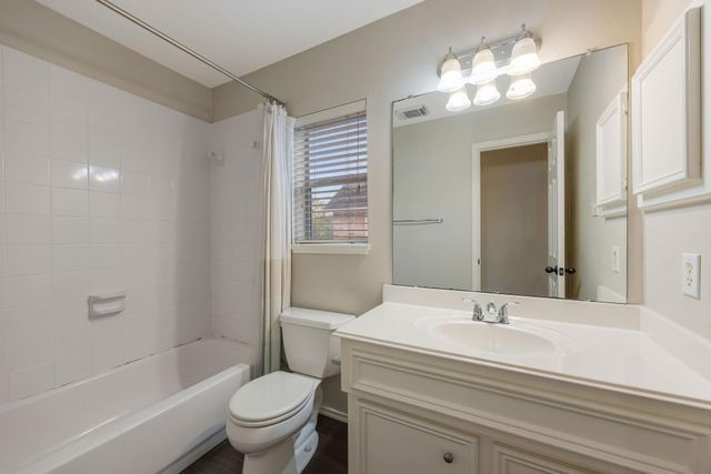 13911 Cypresswood Crossing Boulevard, Houston, TX 77070