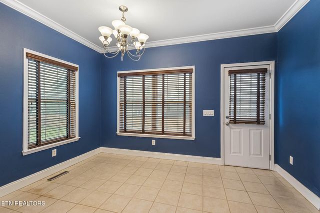 218 Pebble Court, Lenoir City, TN 37772