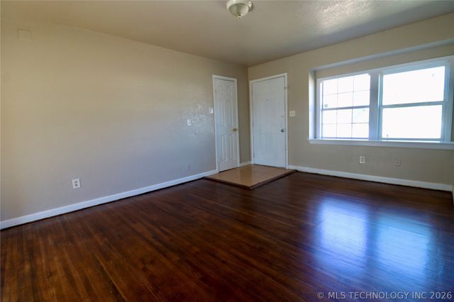 320 W 63rd Place North, Tulsa, OK 74126