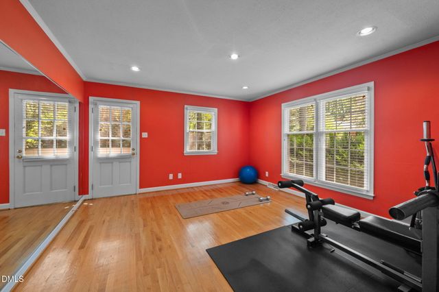 721 Tinkerbell Road, Chapel Hill, NC 27517