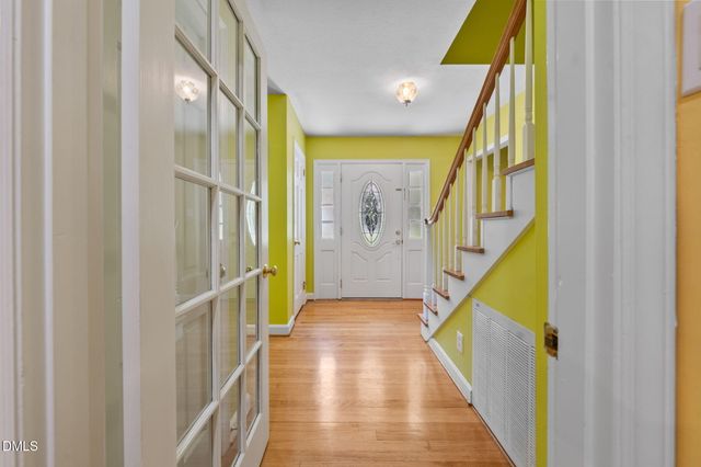 721 Tinkerbell Road, Chapel Hill, NC 27517