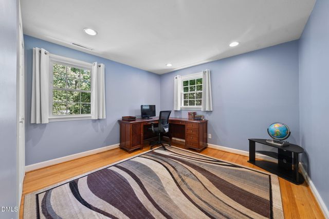 721 Tinkerbell Road, Chapel Hill, NC 27517
