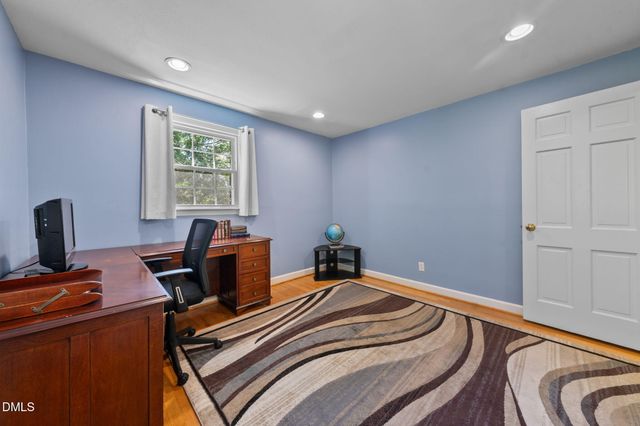 721 Tinkerbell Road, Chapel Hill, NC 27517