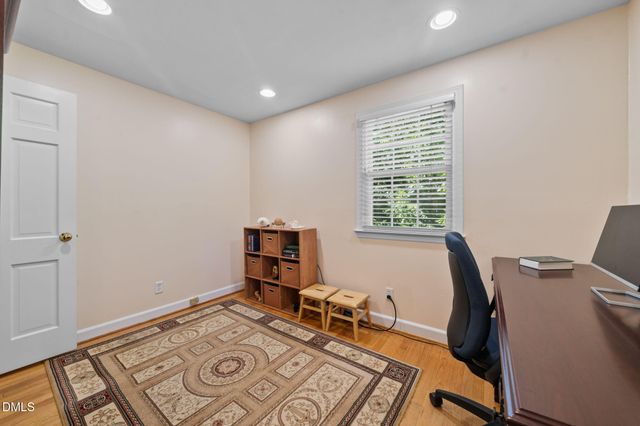 721 Tinkerbell Road, Chapel Hill, NC 27517