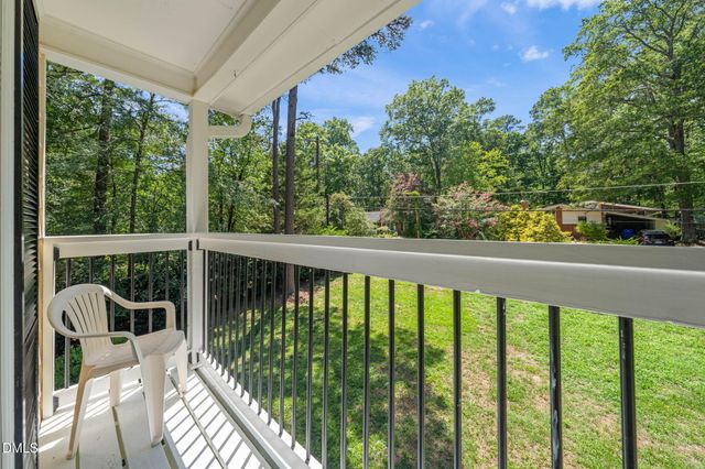 721 Tinkerbell Road, Chapel Hill, NC 27517