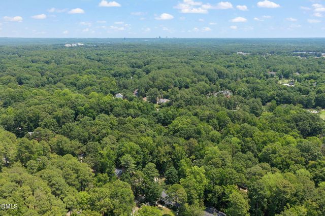 721 Tinkerbell Road, Chapel Hill, NC 27517