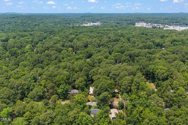 721 Tinkerbell Road, Chapel Hill, NC 27517