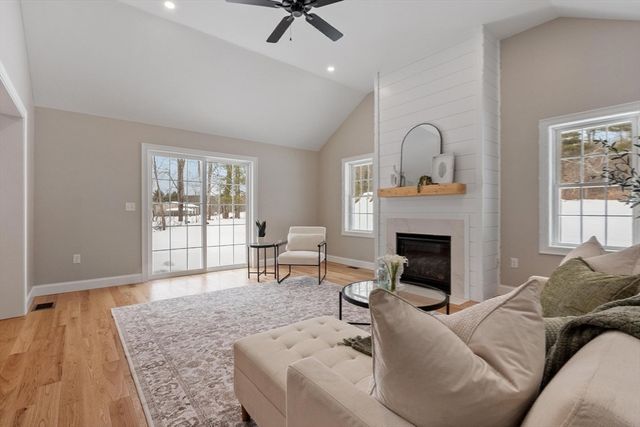 2 Roberts Way, Westminster, MA 01473