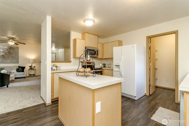 8521 175th Street Ct E, Puyallup, WA 98375