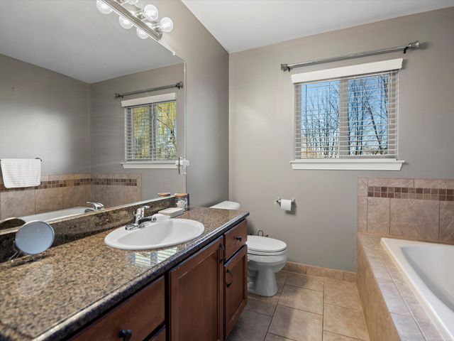 52802 Delena Drive, Macomb Twp, MI 48042