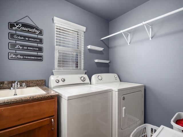 52802 Delena Drive, Macomb Twp, MI 48042