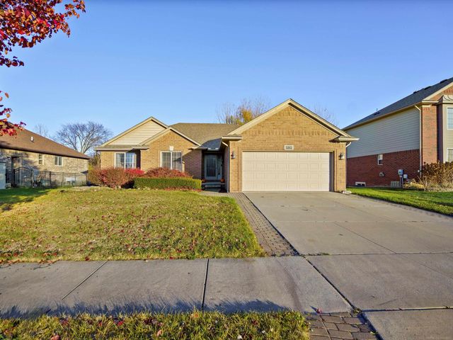 52802 Delena Drive, Macomb Twp, MI 48042