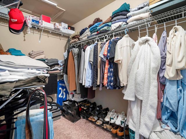 52802 Delena Drive, Macomb Twp, MI 48042