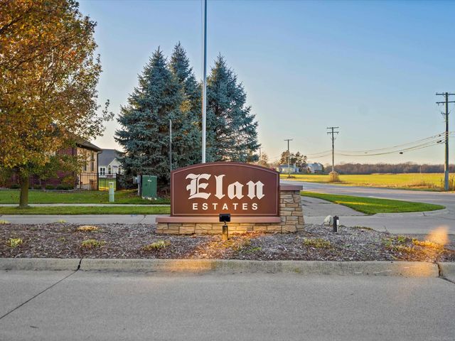 52802 Delena Drive, Macomb Twp, MI 48042