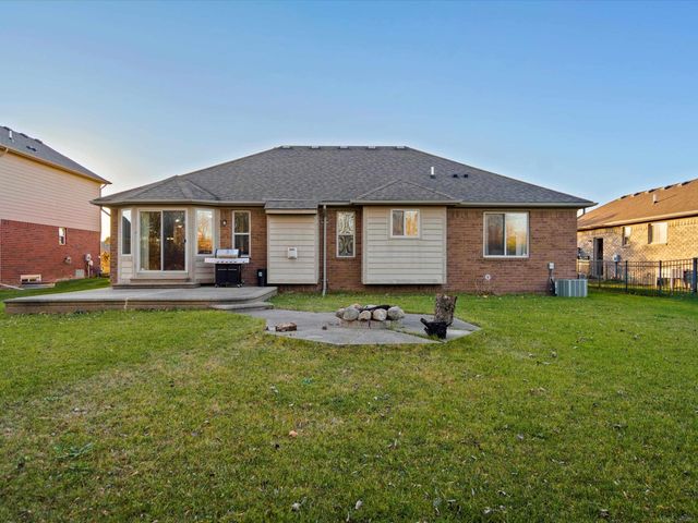 52802 Delena Drive, Macomb Twp, MI 48042