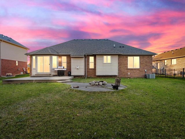 52802 Delena Drive, Macomb Twp, MI 48042