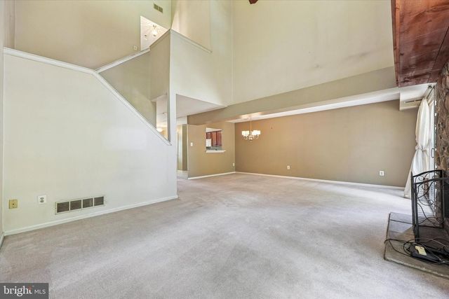 133 SARAHS LN, Horsham, PA 19044