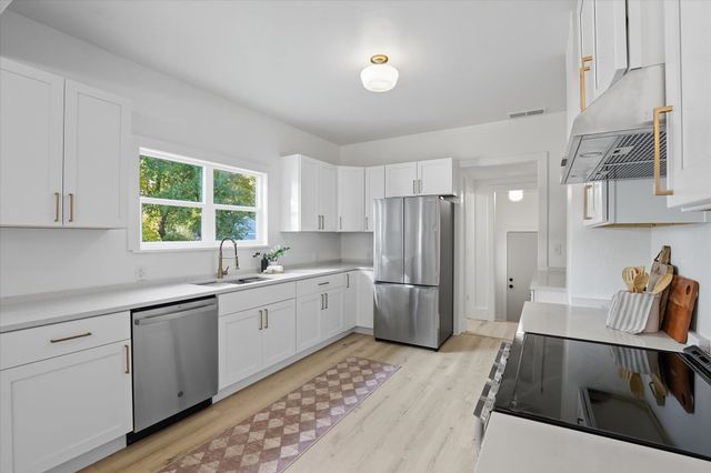 3534 S Grand Blvd, Spokane, WA 99203