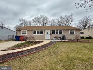 604 TAIT RD, Somerdale, NJ 08083