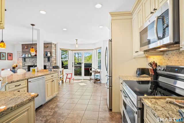83 Wood Creek Road, New Fairfield, CT 06812
