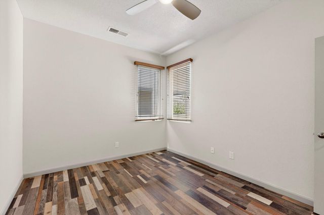 8720 Desert Fox Way NE, Albuquerque, NM 87122