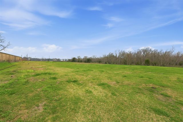 2109 County Road 129, Pearland, TX 77581