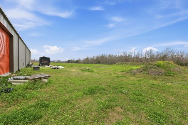 2109 County Road 129, Pearland, TX 77581