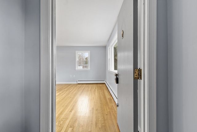 124 Chadwick 0, North Andover, MA 01845