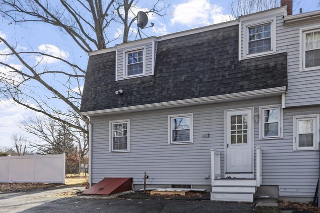 124 Chadwick 0, North Andover, MA 01845